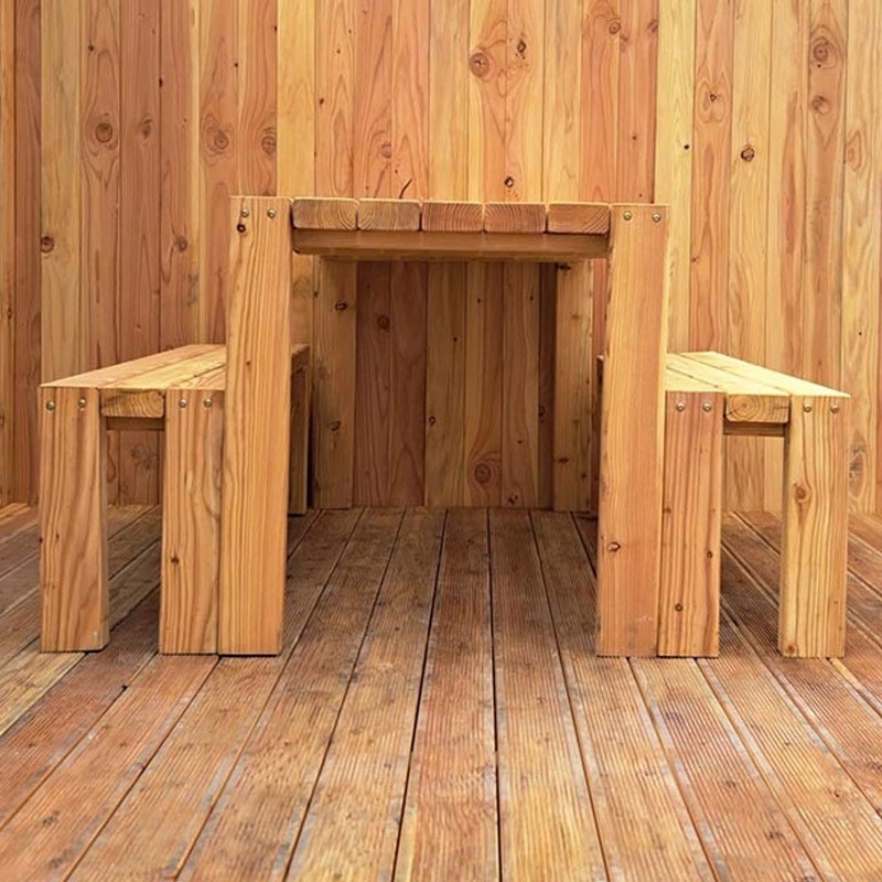 Free 2 Tables and Benches or 15% Off with Voucher